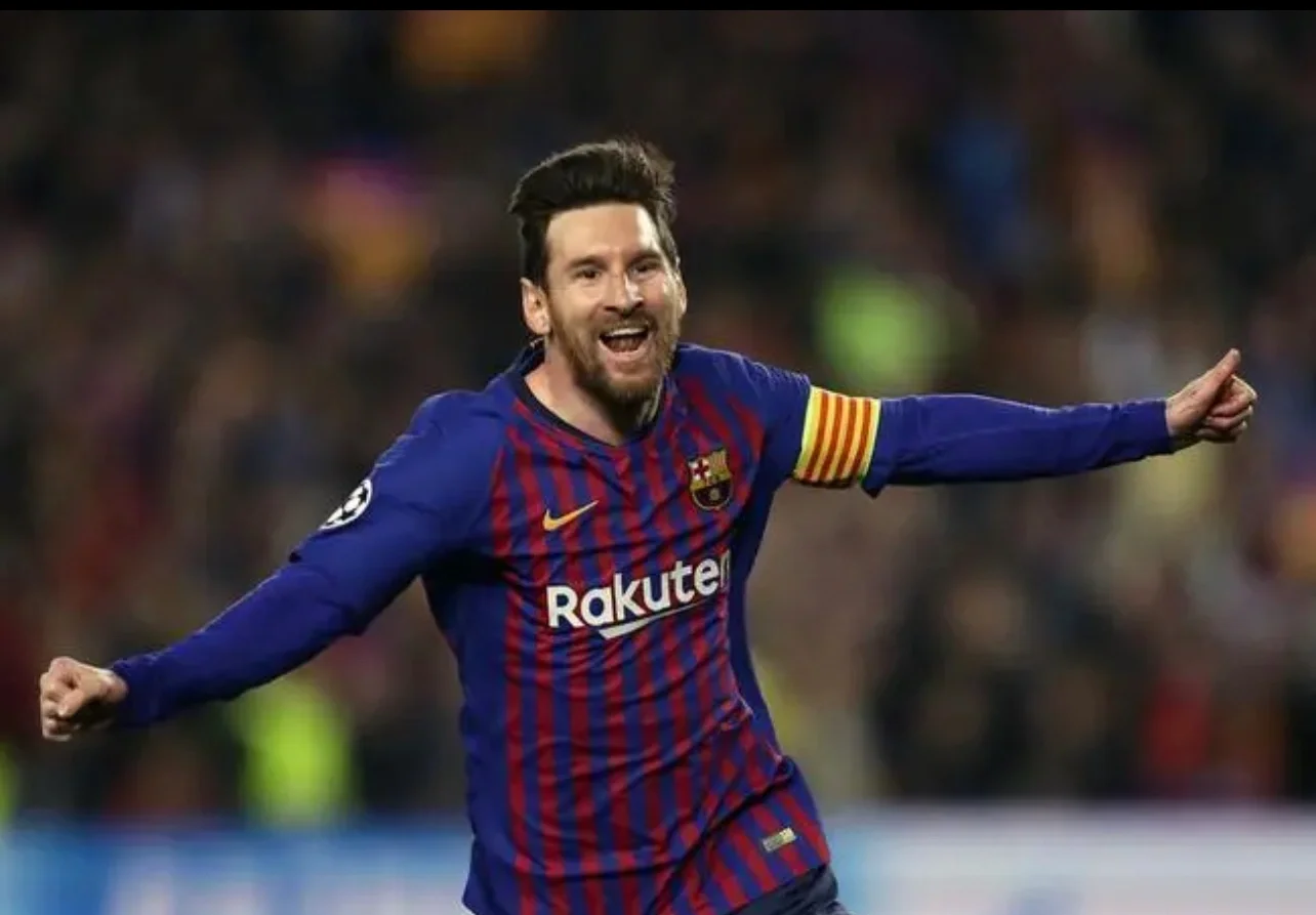 梅西梅开二度,帮助巴萨保持领先 梅西梅开二度,帮助巴萨保持领先