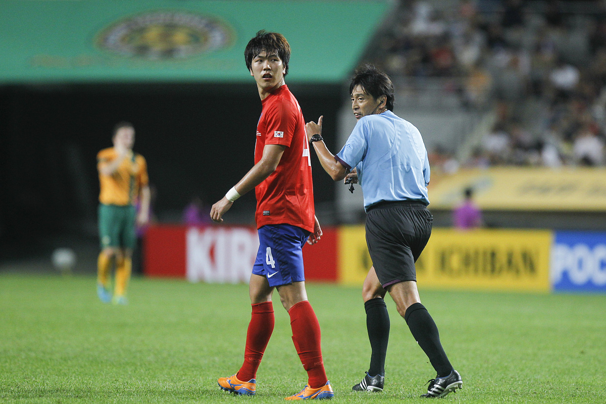 韩国球队在亚冠赛场遭遇强敌,艰难取胜 韩国球队在亚冠赛场遭遇强敌,艰难取胜