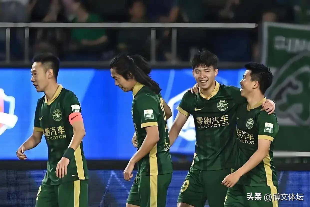 绿城战平,球队士气提升备战未来赛程 绿城战平,球队士气提升备战未来赛程