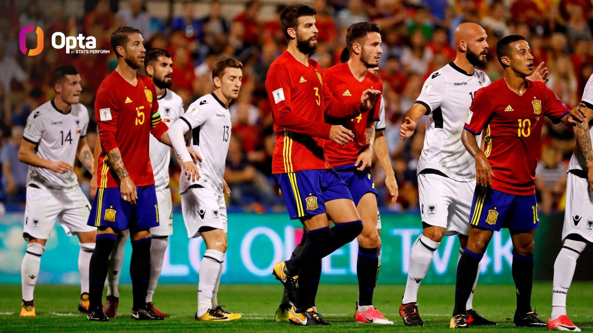 开云体育在线-足球擂台上的对决掀起热闹场面