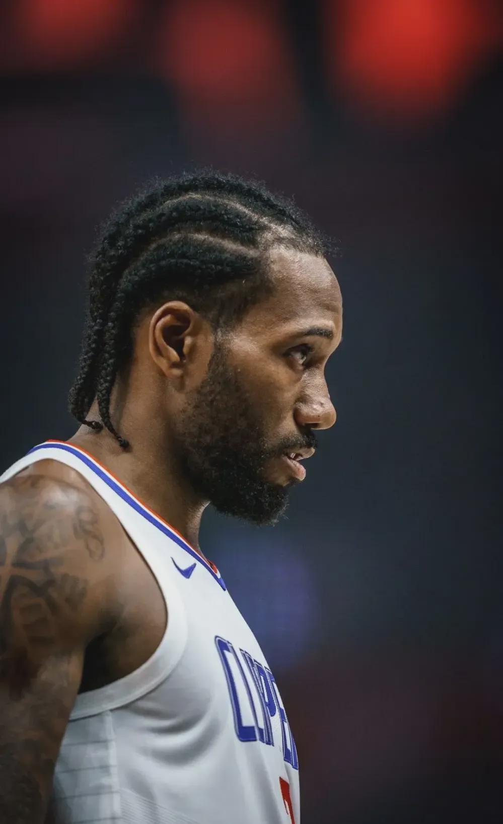 快船大胜国王,莱昂纳德再度砍下分 快船大胜国王,莱昂纳德再度砍下分