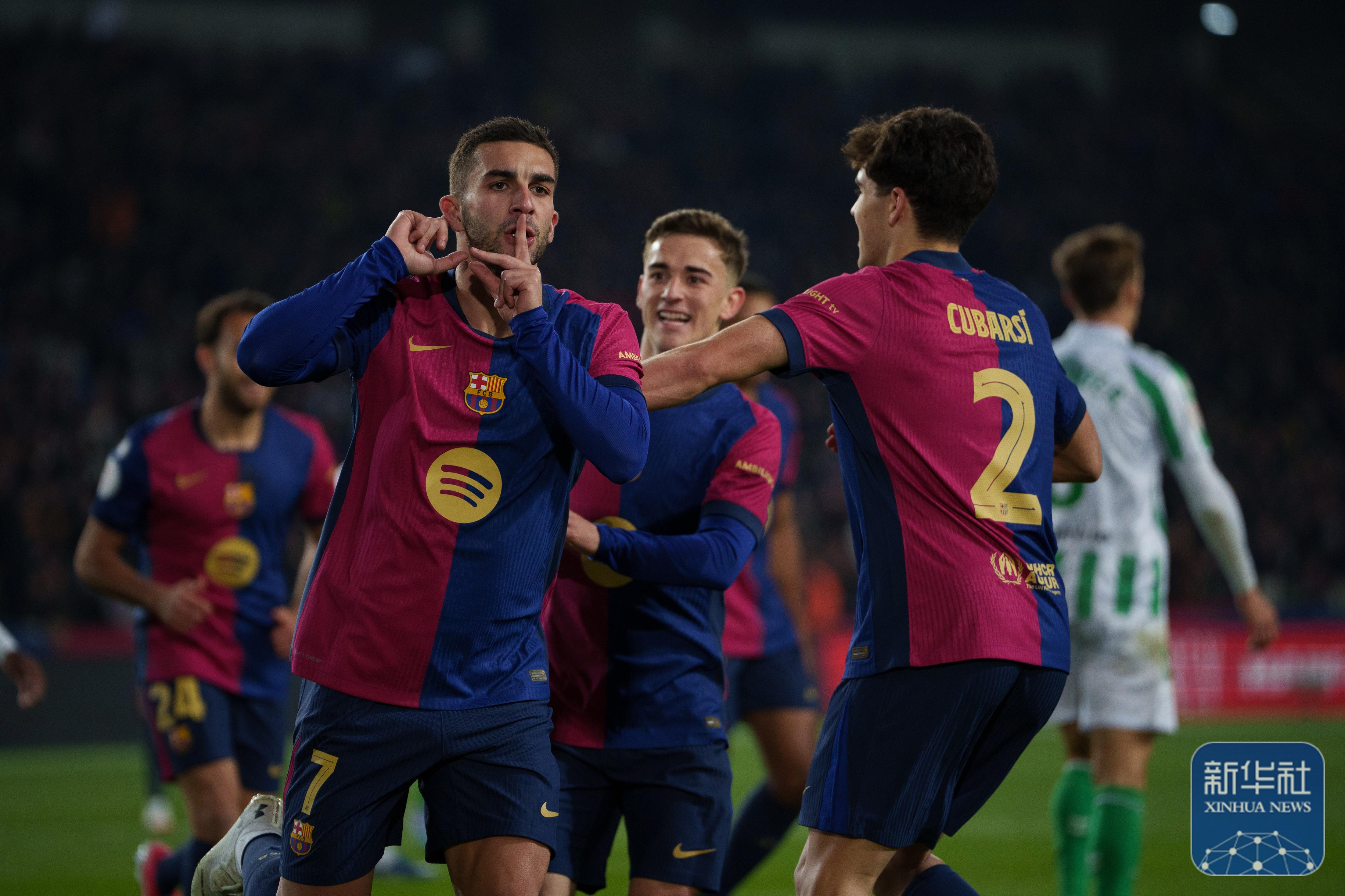 西班牙国家队大获全胜,晋级在望 西班牙国家队大获全胜,晋级在望