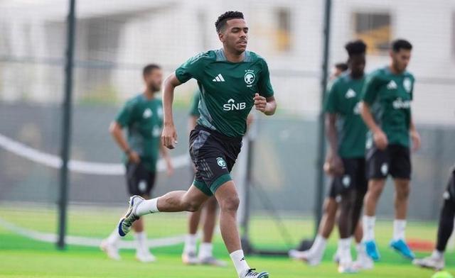 开云官网-西藏队突然崛起，球迷惊喜连连期待更多精彩