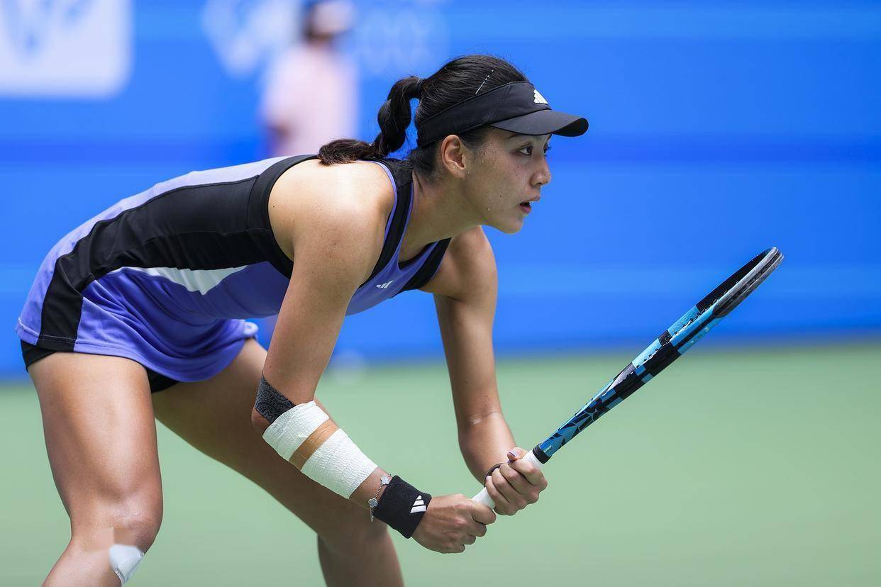 关于斯特拉斯堡队员全力以赴,击败对手的信息 关于斯特拉斯堡队员全力以赴,击败对手的信息