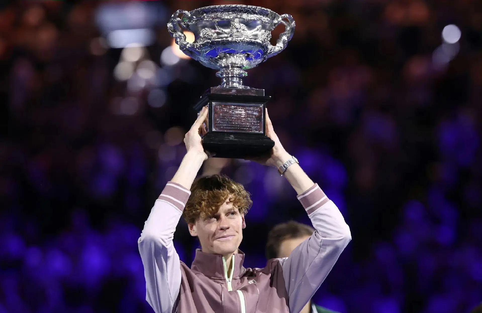 捷克队在网球比赛中取得胜利