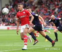 关于唐莫克逼平巴恩斯利，保持不败的信息