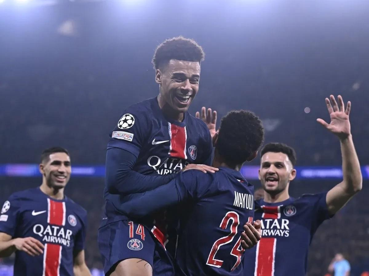 巴黎圣日耳曼新援锋线闪光，梦幻首秀取胜的简单介绍