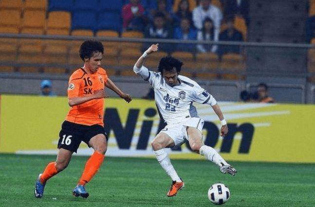 开云体育下载-瓦伦西亚风光不再，战绩下滑难以掩盖