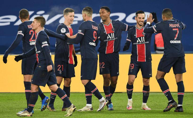 巴黎FC狂胜对手,稳居榜首位置 巴黎FC狂胜对手,稳居榜首位置