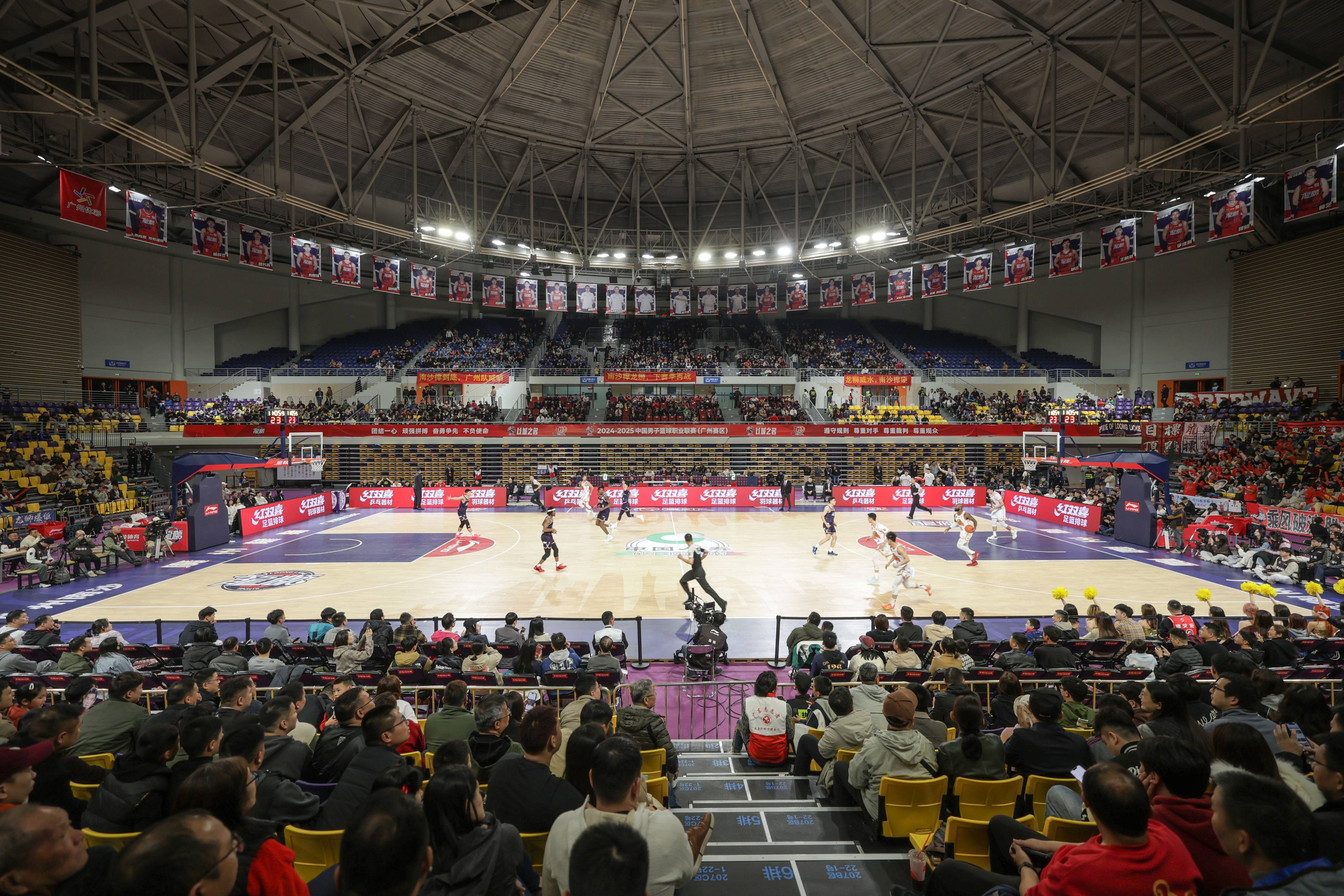 精彩比赛精彩收官，观众赞叹连连