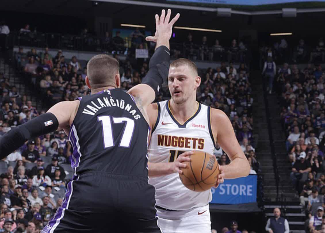 马刺队惊险取胜,保住西部前列地位的简单介绍 马刺队惊险取胜,保住西部前列地位的简单介绍