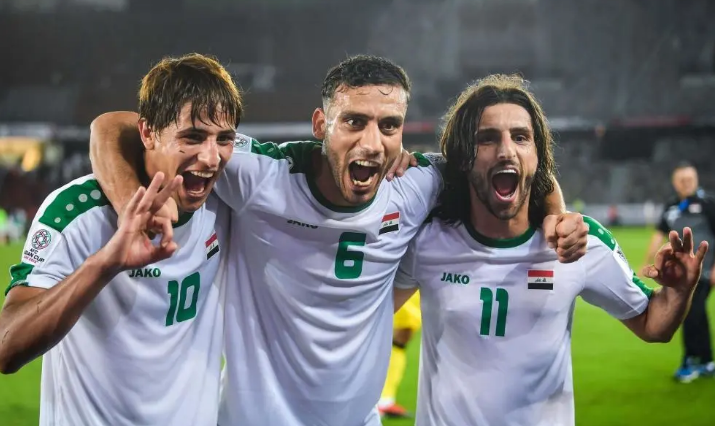 开云官方app入口-拼杀之际，双方球队全员高昂斗志