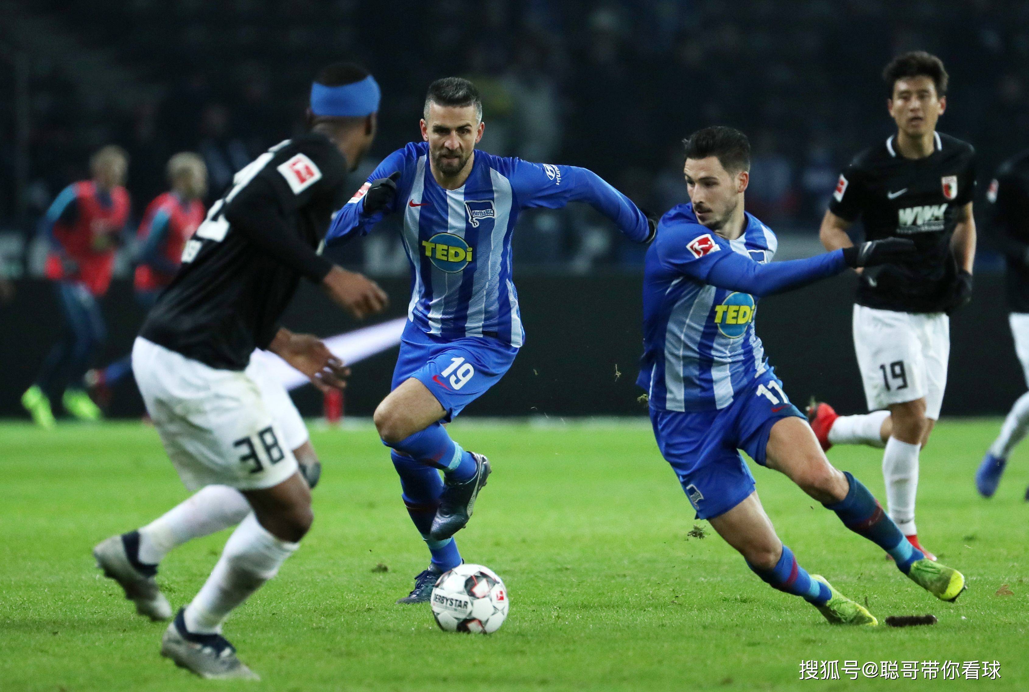 斯图加特主帅调整阵容，期待下轮比赛表现