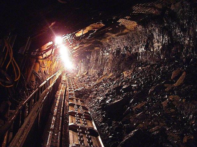 亚眠努力争胜,力争突破困境 亚眠努力争胜,力争突破困境