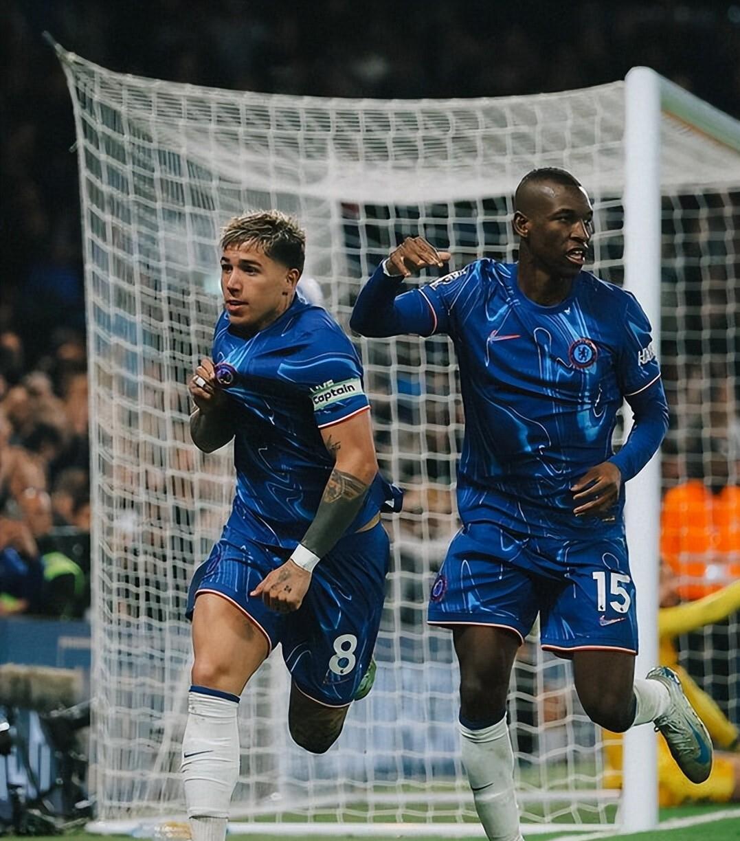 切尔西遭到伦敦德比战对手狠狠反击 切尔西遭到伦敦德比战对手狠狠反击