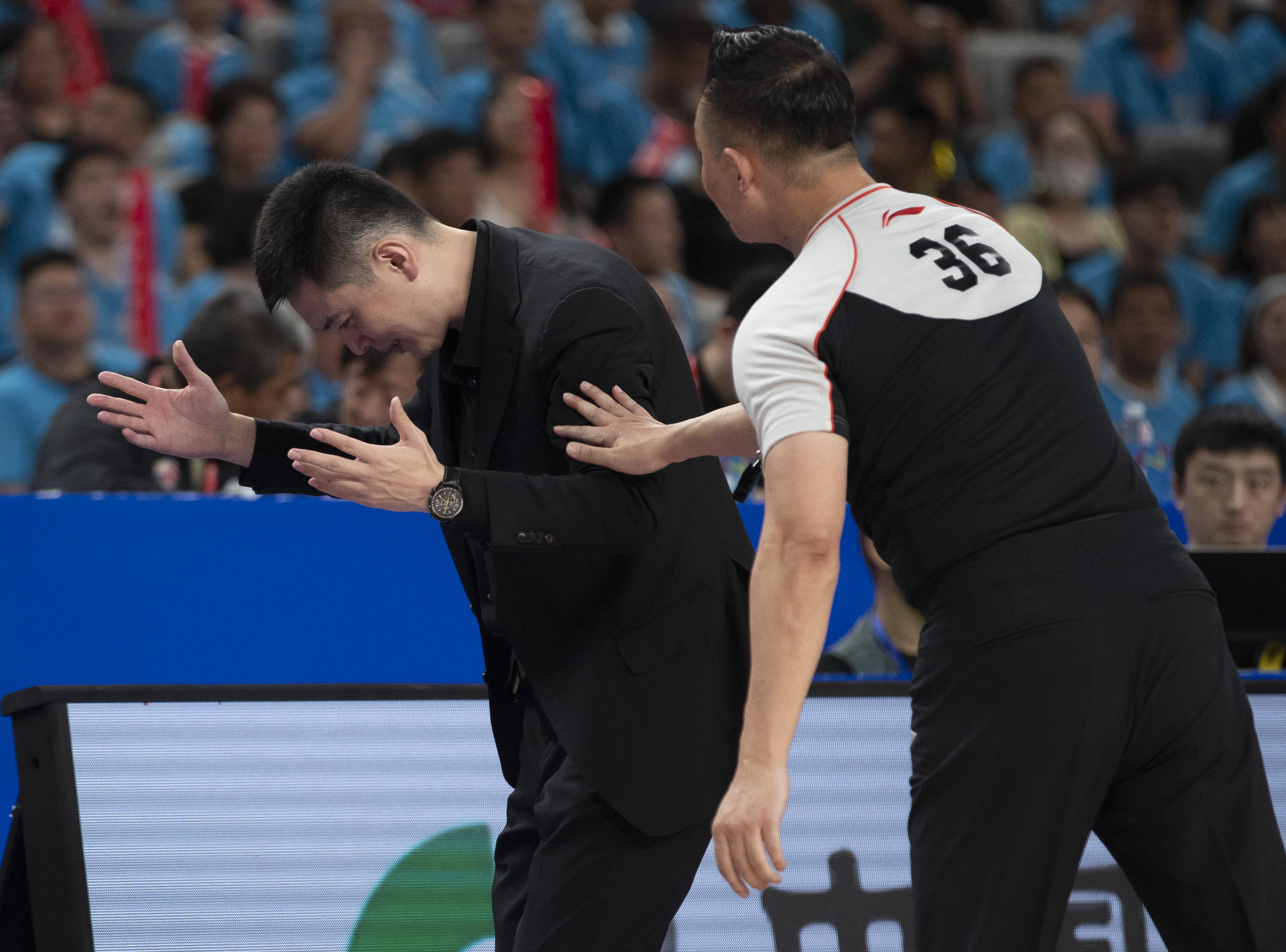 主教练战术调整奏效，球队强势晋级决赛