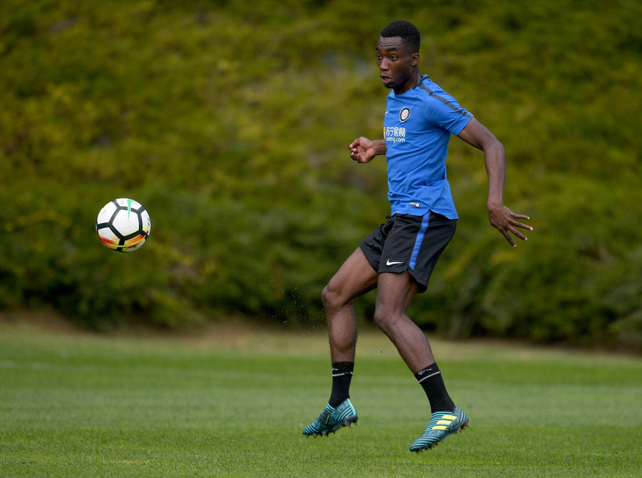 克罗托内全队团结备战,冲击前列 克罗托内全队团结备战,冲击前列