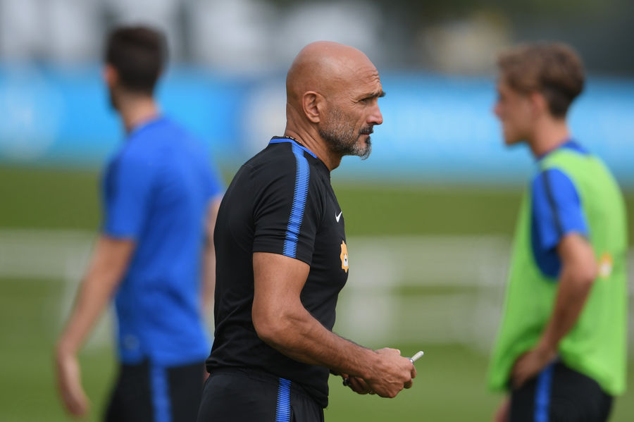 克罗托内全队团结备战,冲击前列 克罗托内全队团结备战,冲击前列