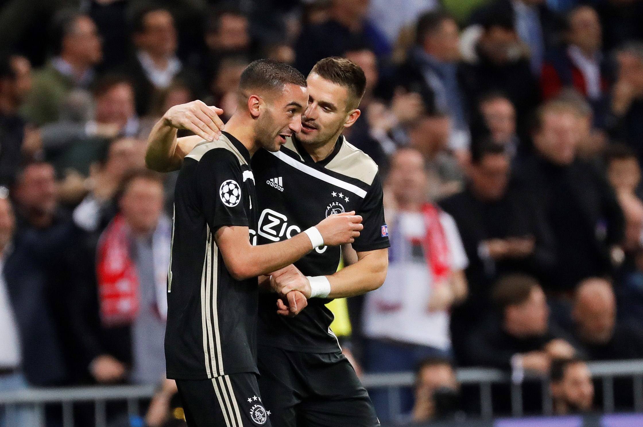 美因茨客场大败，不敌对手实力