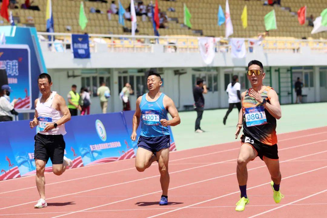 田径选手速度猛增，刷新纪录风驰电掣