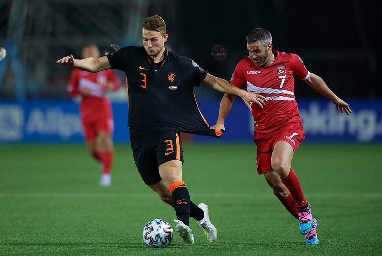 法兰克福客场获胜，势如破竹