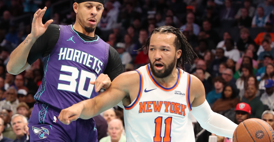 黄蜂客场力克尼克斯,赢得三连胜的简单介绍 黄蜂客场力克尼克斯,赢得三连胜的简单介绍