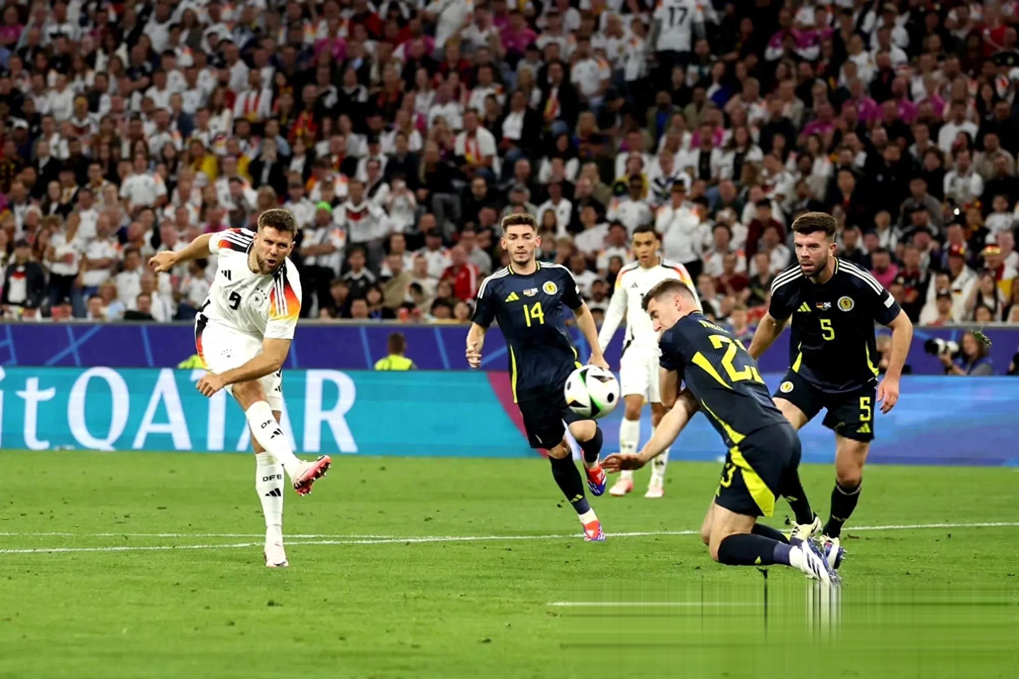 德国队战胜对手,晋级女足冠军联赛半决赛 德国队战胜对手,晋级女足冠军联赛半决赛