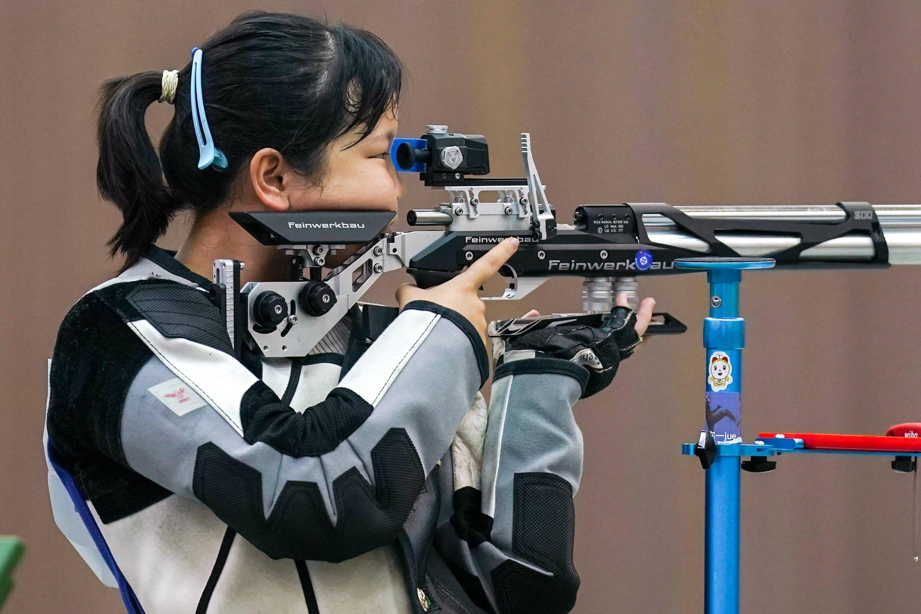 瑞士选手在射击比赛中斩获金牌 瑞士选手在射击比赛中斩获金牌