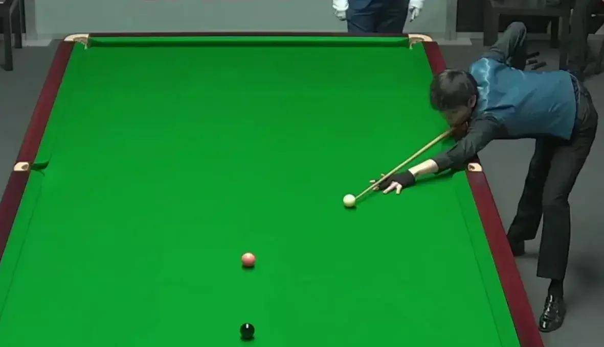 奥林匹亚科斯逆袭，进入资格赛！