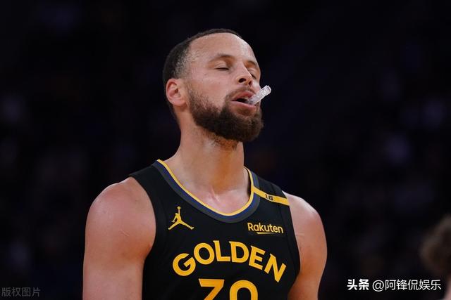 勇士胜马刺!库里砍40分领先 勇士胜马刺!库里砍40分领先