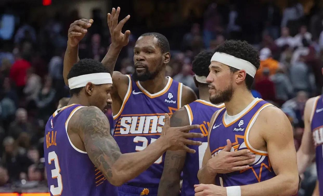 包含太阳球员因伤缺席关键对决,球迷心忧的词条 包含太阳球员因伤缺席关键对决,球迷心忧的词条