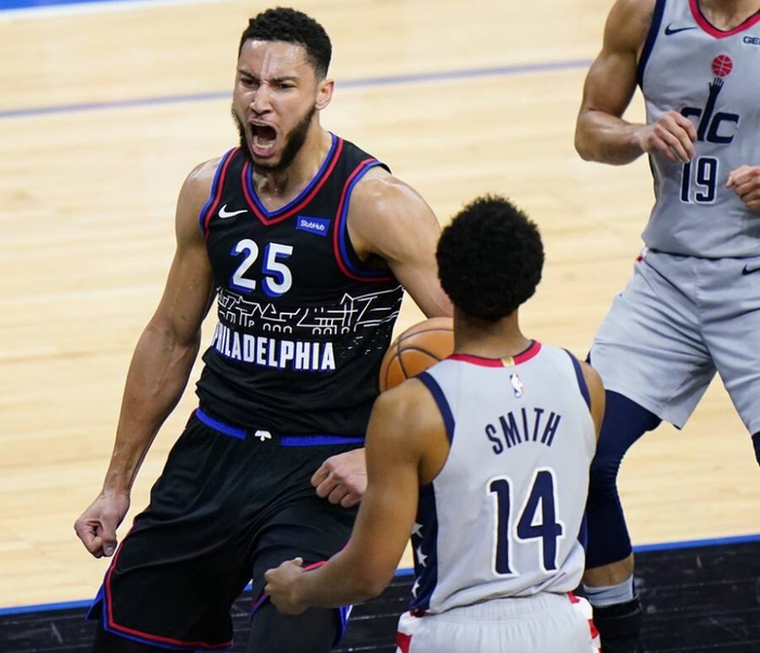 开云体育中国-76人击败雷霆，西蒙斯砍下三双数据